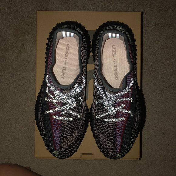 Yeezy yechil